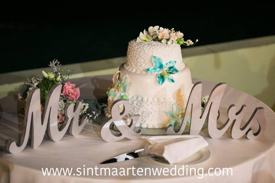 Sint Maarten Weddings