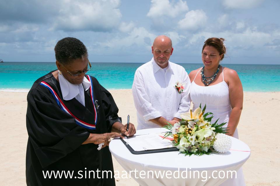 Sint Maarten Weddings