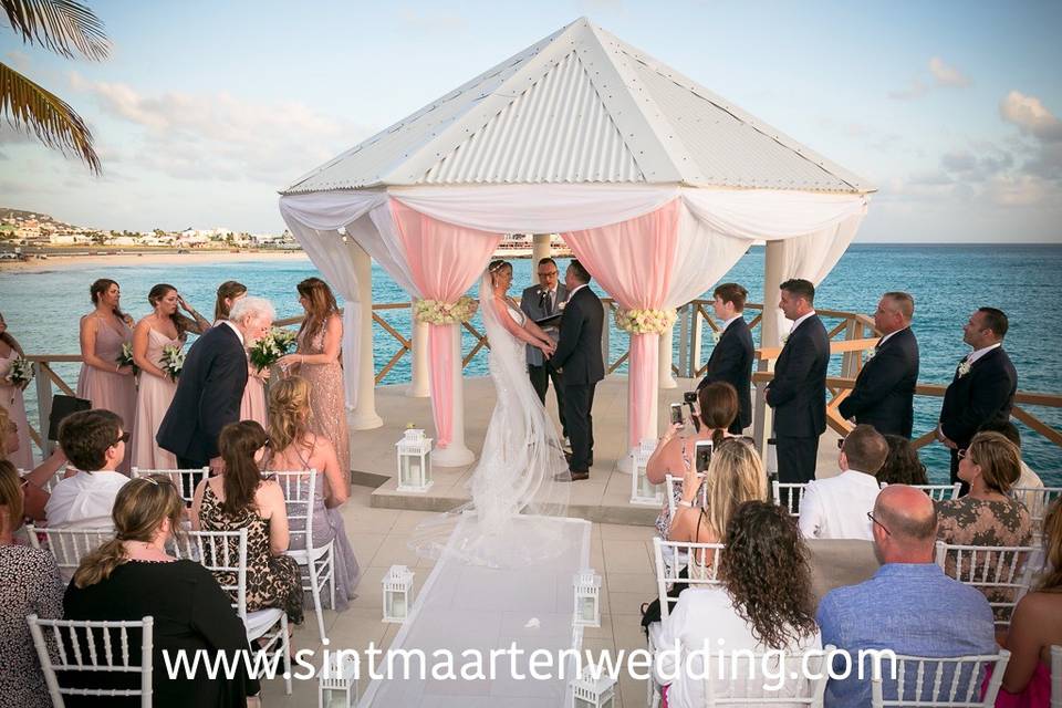 Sint Maarten Weddings