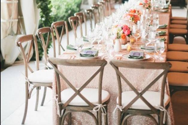 Long table arrangement