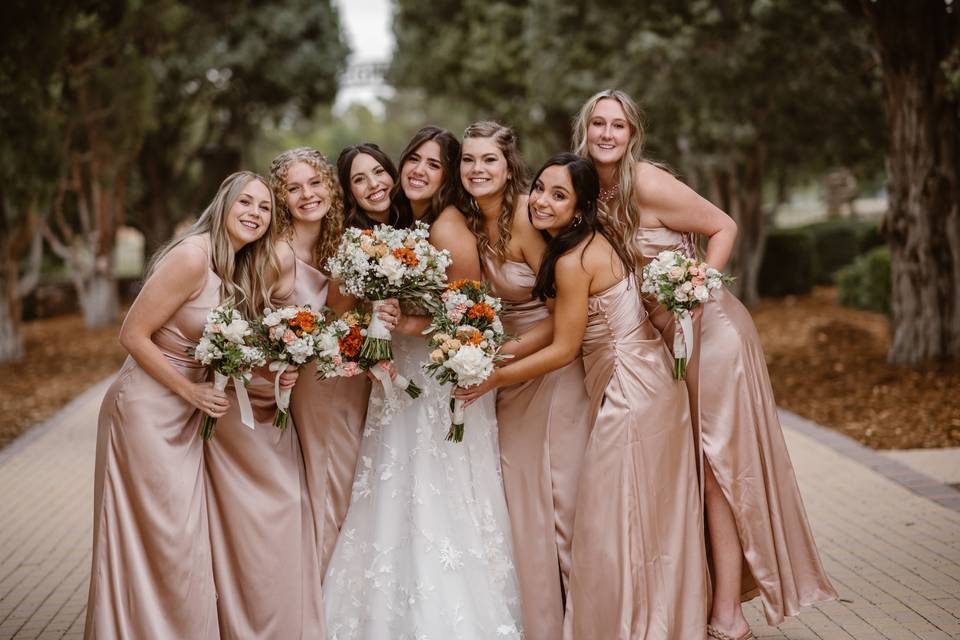 Rust Bridesmaid Bouquets