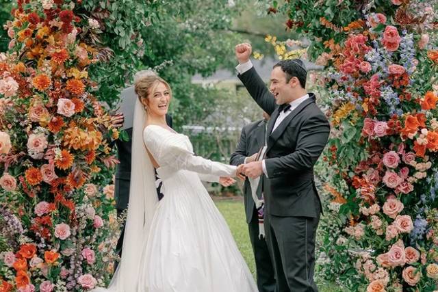 Deluxe  Ceremony