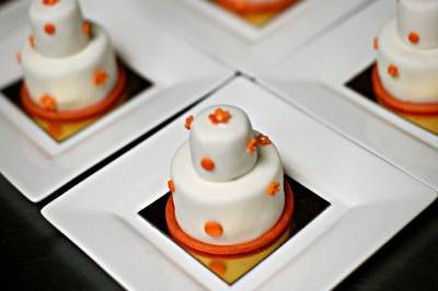 Individual wedding cakes