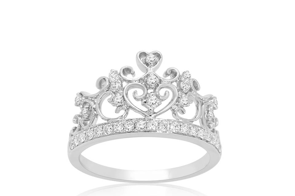 Crown inspired 18K white gold