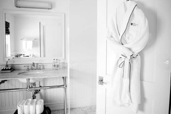 The Quogue Club offers luxury amenities including Turkish cotton towels and bathrobes.
