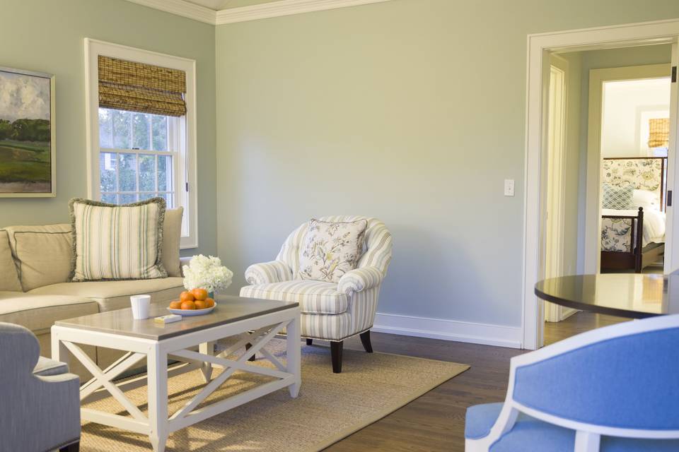 Stay in one of The Quogue Club's two private cottages located behind the hotel.