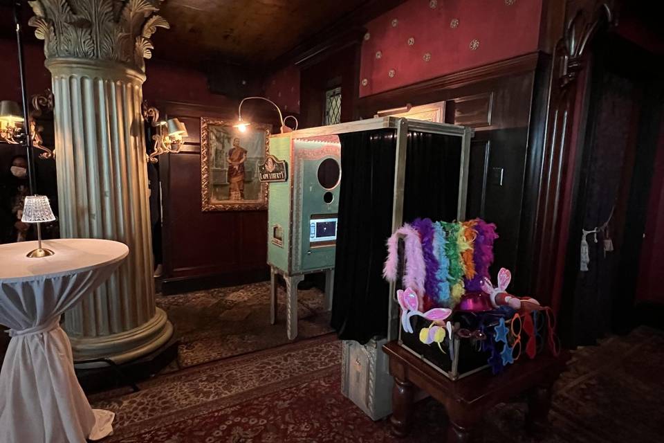 Parlor Photo Booths