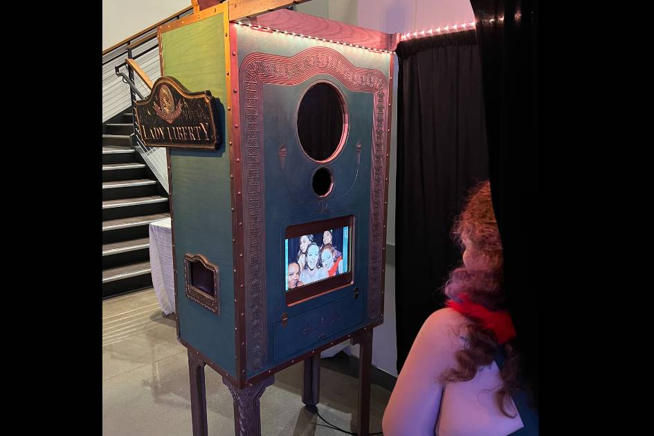 Parlor Photo Booths