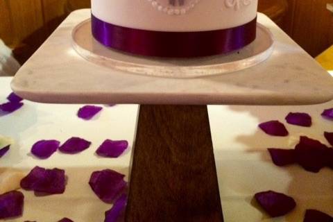 Monogrammed cutting cake