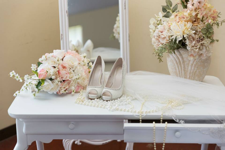 Wedding details - AMW Photography