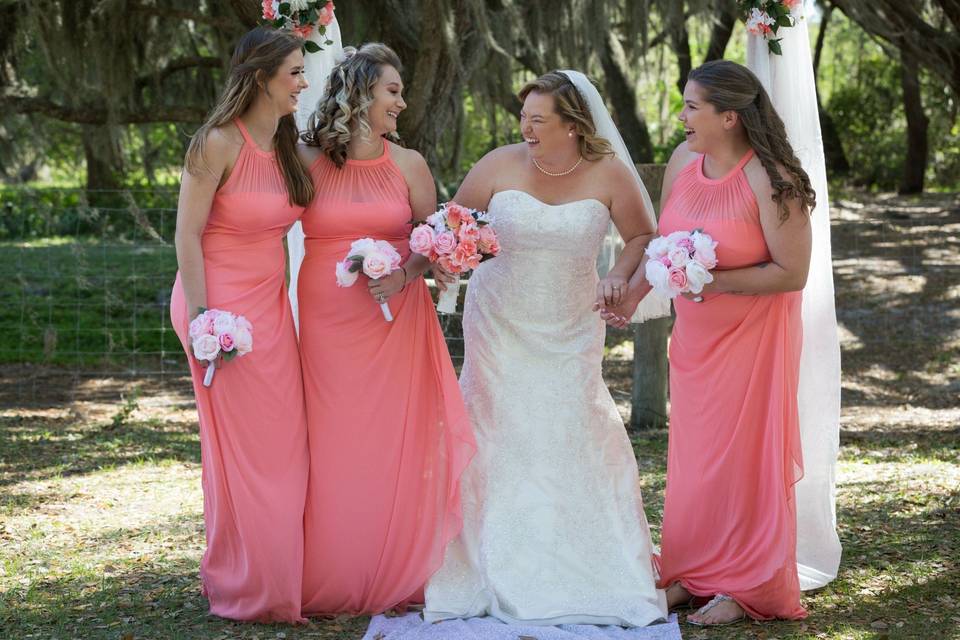 Bride with bridesmaids - AMW Photography