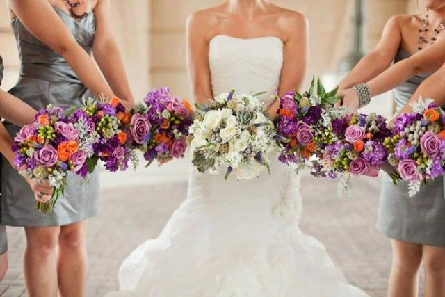 Distinctive Designs Floral