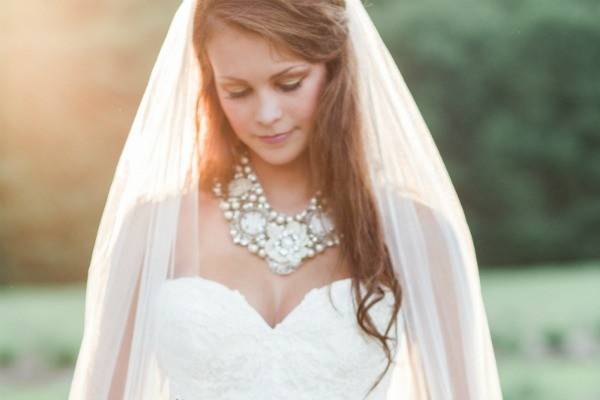 Natural style bride's bouquet with Lemon & Lavender theme.