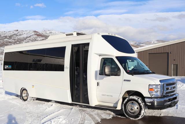 22-26 Passenger Mini Coach