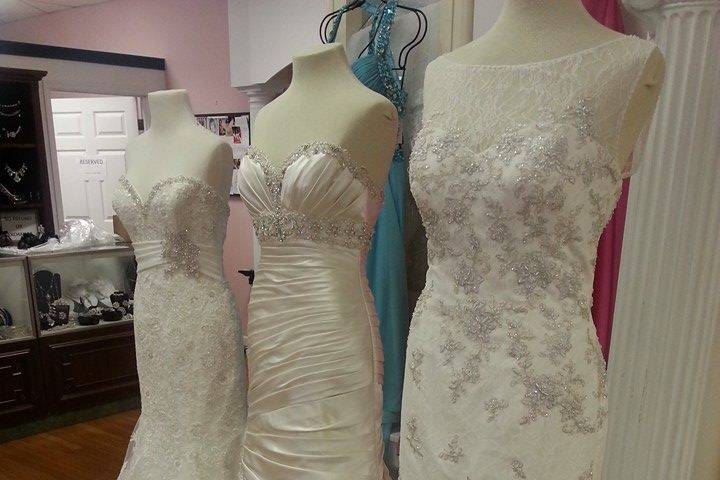 Anna-Joy's Bridal and Formalwear Boutique