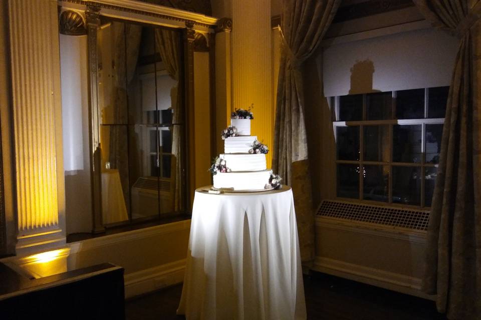 Wedding Cake Pin Spot