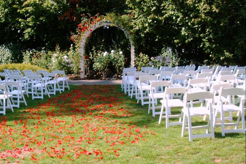 White Padded Chair ceremony