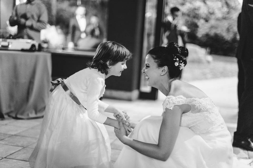 The bride with her niece