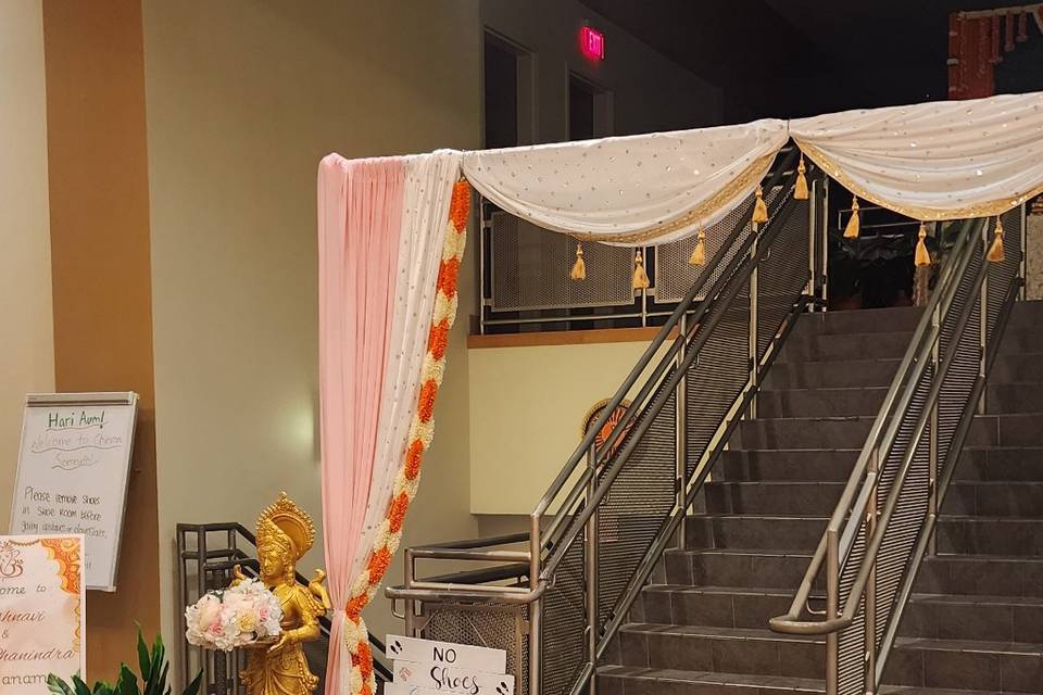 Entrance decor