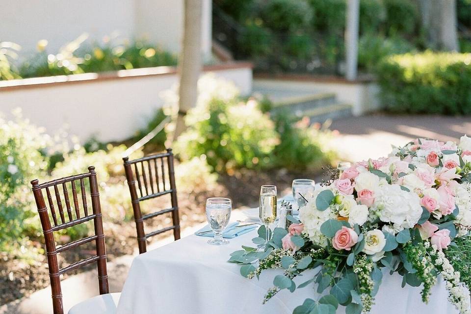 Sweetheart table