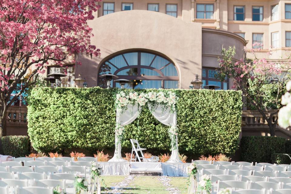 Sweetheart table