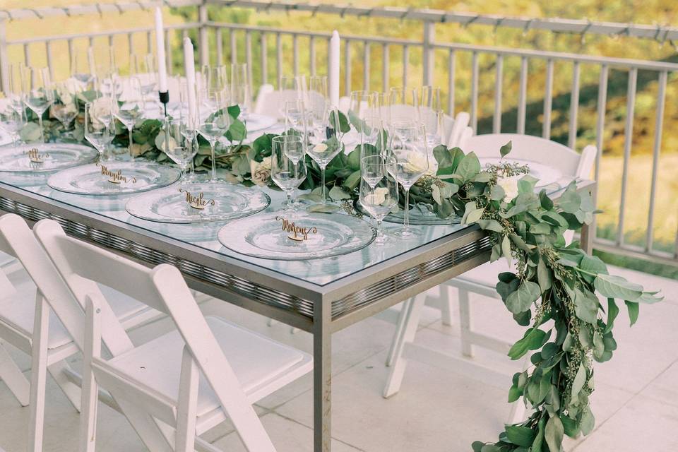 Table garland