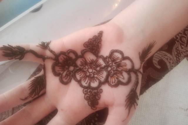 HENNA BY ALPA