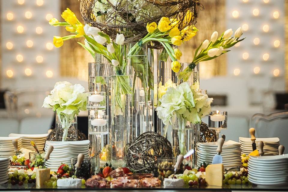 Raised centerpiece