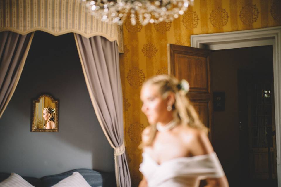 Bride getting ready at chateau de la flocelliere