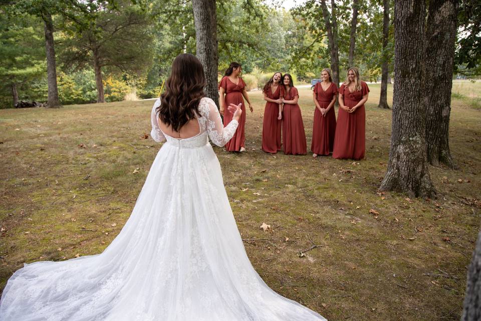 First Look with bridesmaids