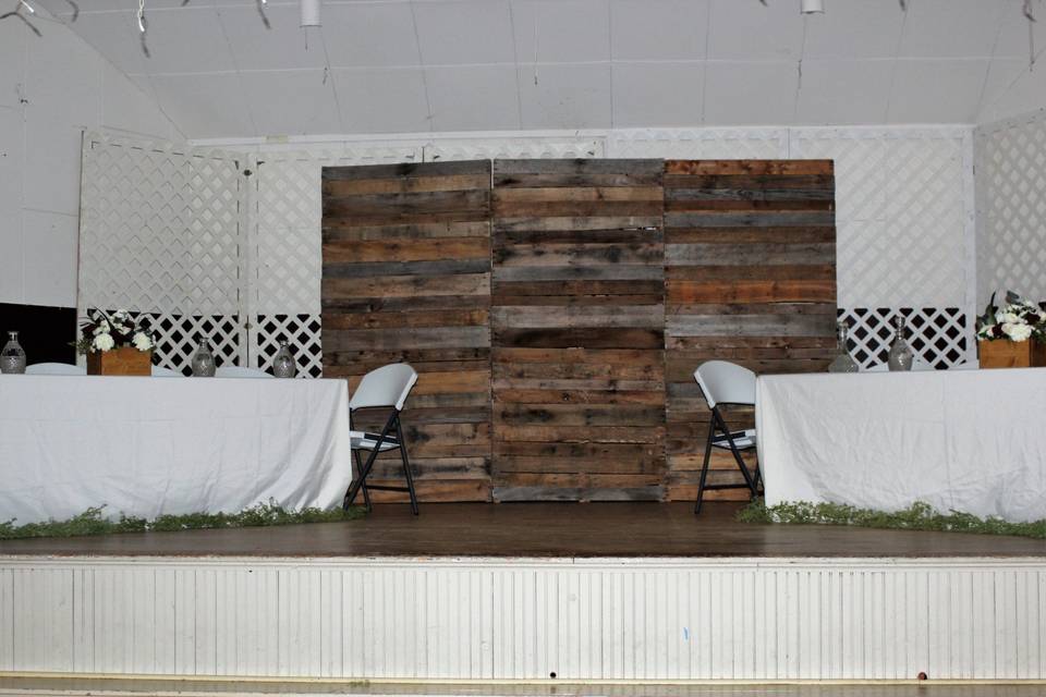 Pallet backdrop