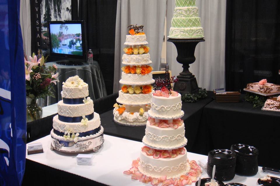 Chandelier Cake Stands