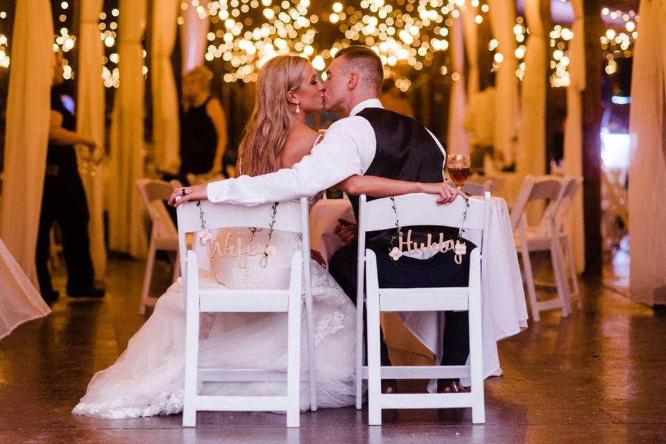 Sweetheart Table The Barn