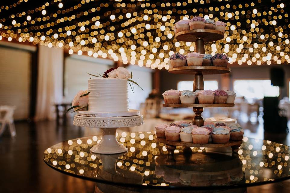 Cake Table Grainery