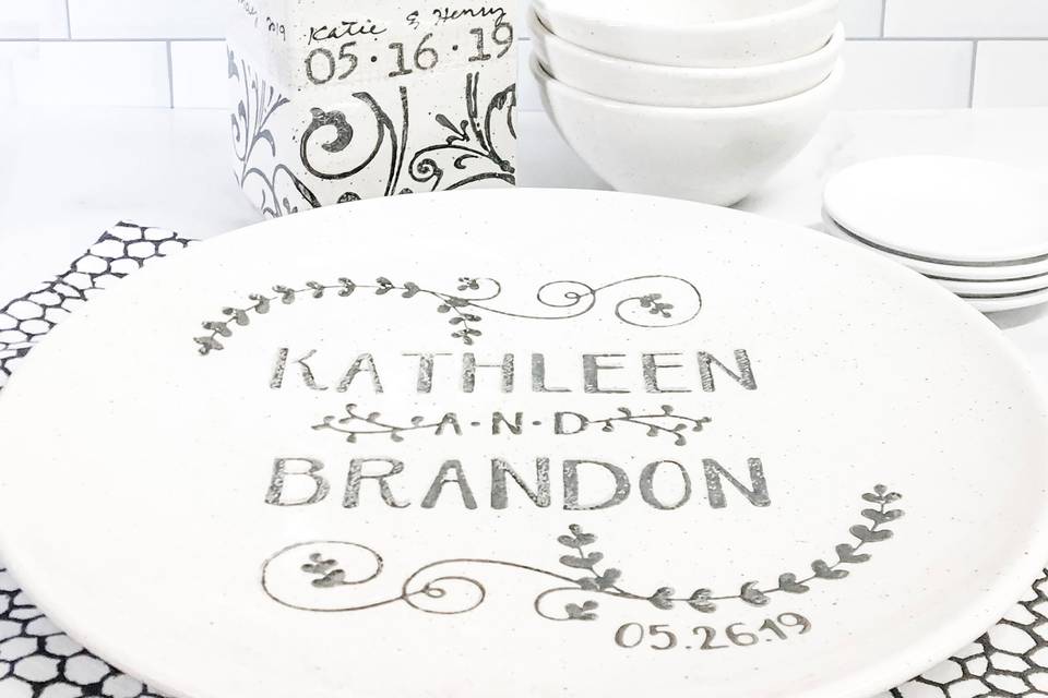 Name Wedding Plate, Vine Vase