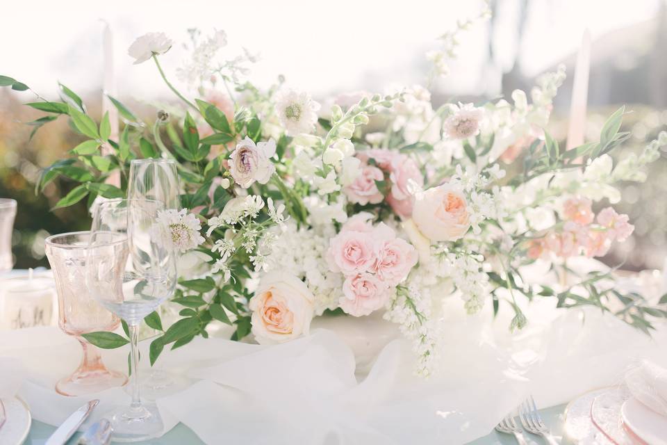 Centerpiece arrangement