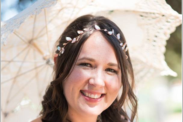 Attentive to the entire experience, I nuture brides to feel as amazing as they look