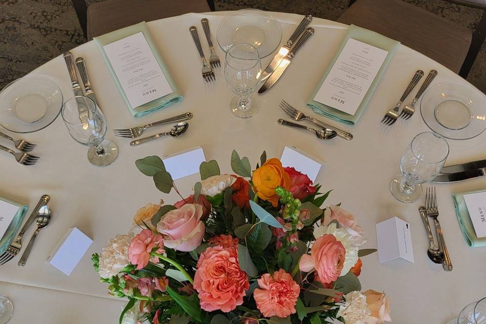 Springtime Peach Centerpiece