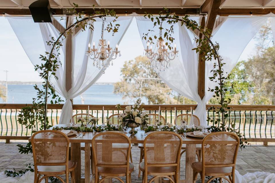 Coastal Vineyard Wedding Table