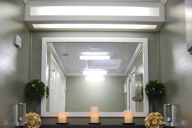 Powder room