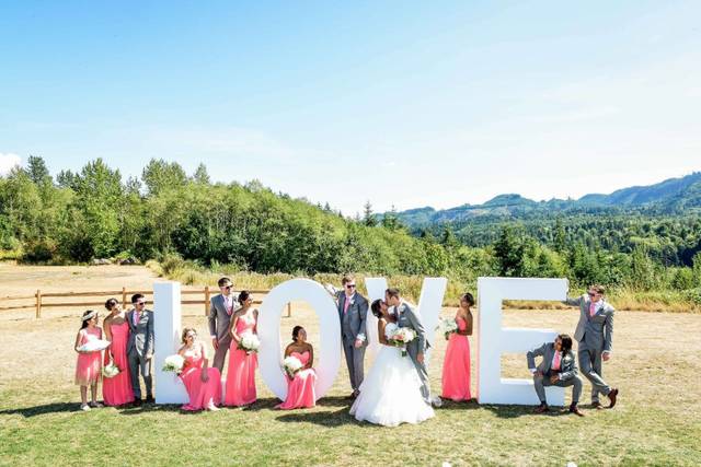 Giant Letters - LOVE