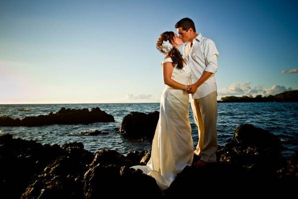 Waialea Beach (Beach 69) Wedding © Karen Loudon Photography