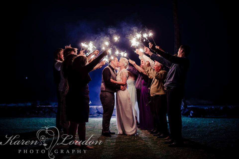 Kua Trash the dress © Karen Loudon Photography