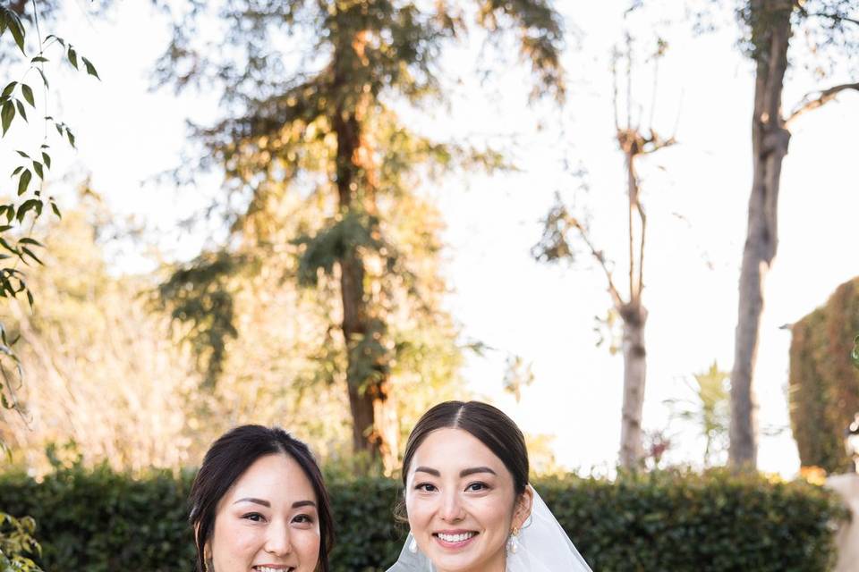 Bride & sister