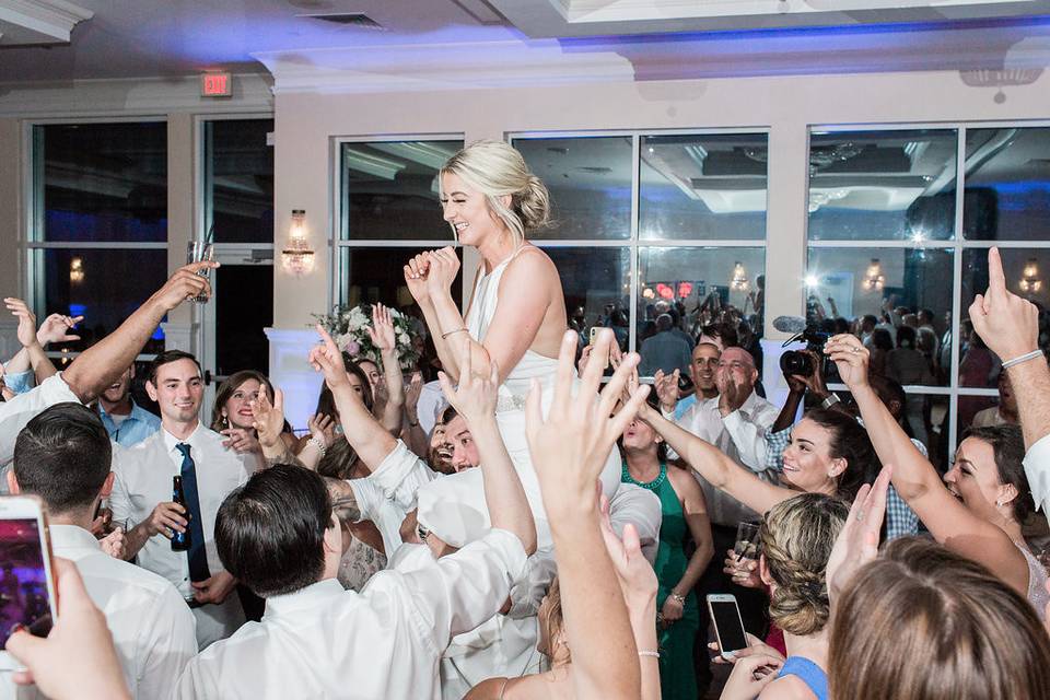 Brides can crowd surf too