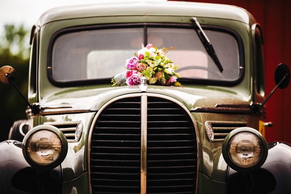 Bouquets and automobiles