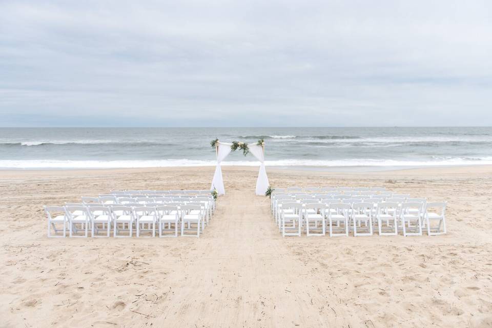 Village Beach Club|  Natalie Heim Photography