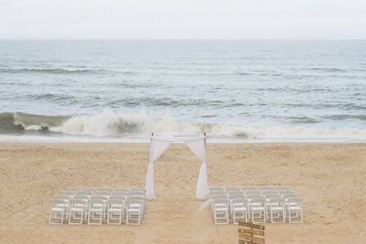 Village Beach Club|   Ryan and Rach Photography