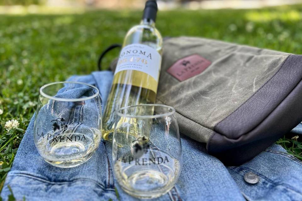 The Wine Label Lab by La Prenda Wines