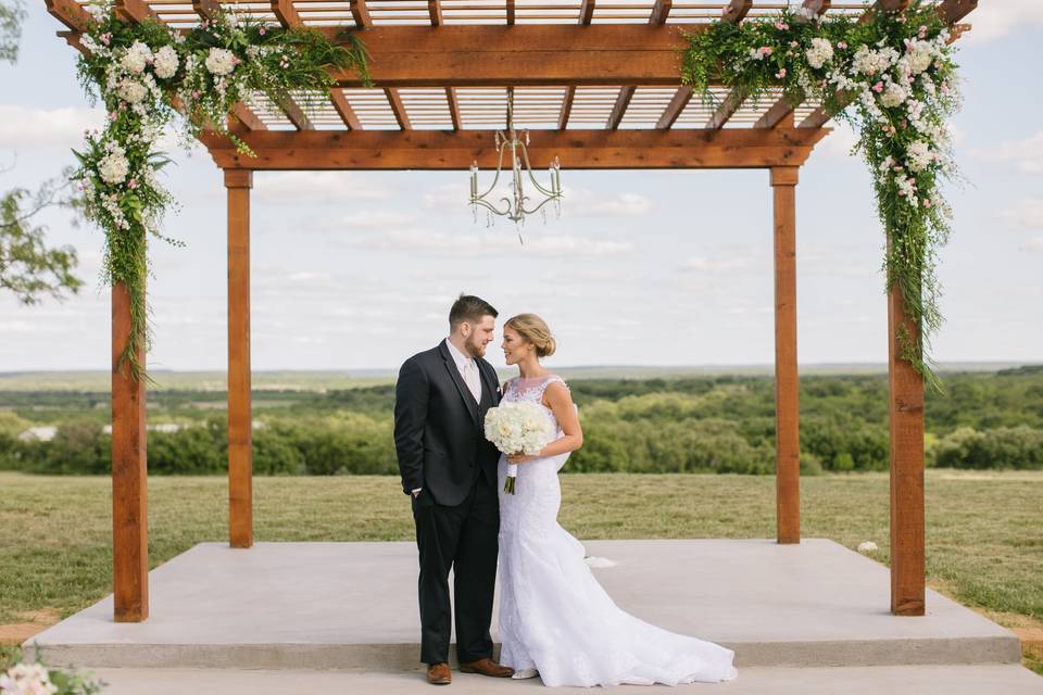 Chandelier Ridge Wedding and Event Venue